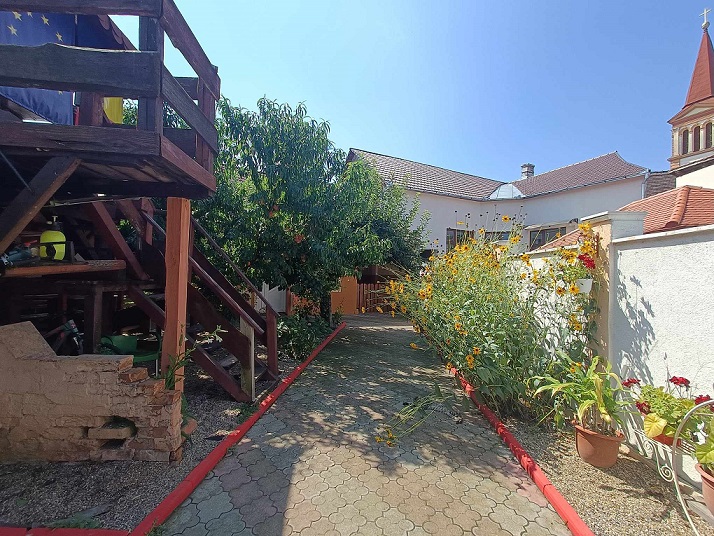 Cazare in Baile Felix - PENSIUNEA  FAVORIT - Lipova