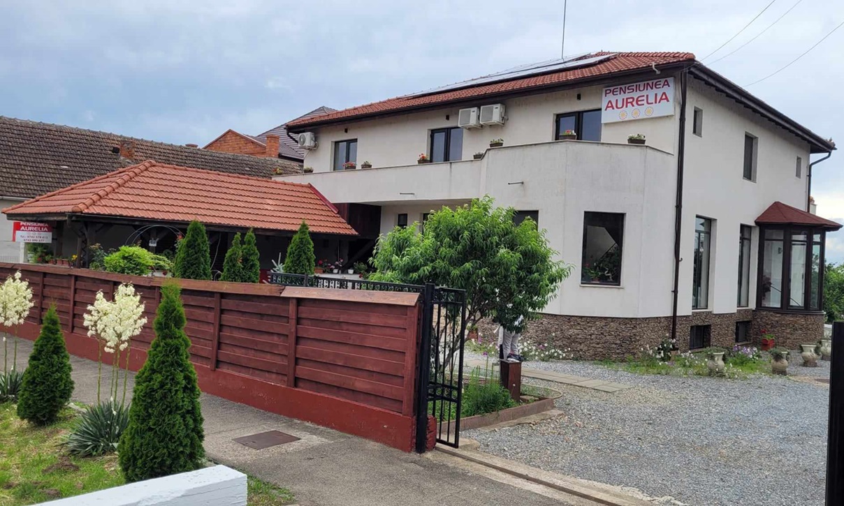 Cazare in Baile Felix - PENSIUNEA AURELIA - Siria Cazare in Baile Felix - PENSIUNEA AURELIA - Siria
