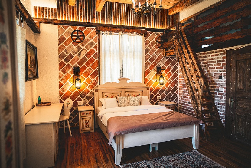 Cazare in Baile Felix - CONACUL SFANTUL SAVA  BRANCOVICI - Ineu