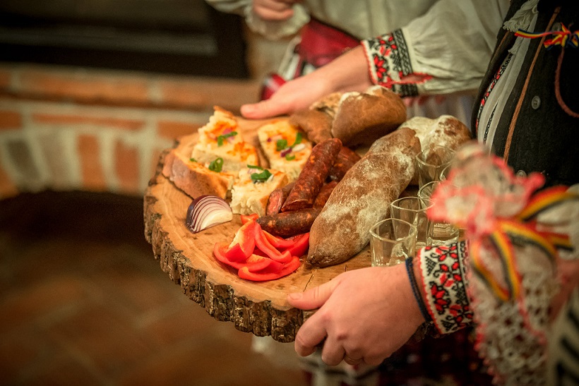 Cazare in Baile Felix - CONACUL SFANTUL SAVA  BRANCOVICI - Ineu