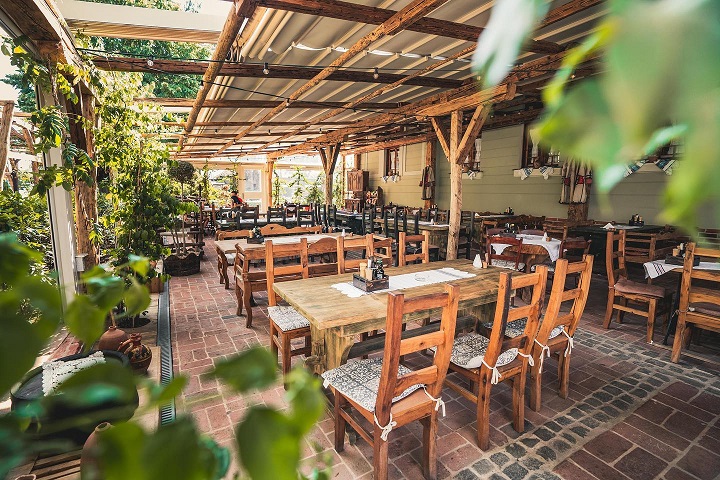 Cazare in Baile Felix - CONACUL SFANTUL SAVA  BRANCOVICI - Ineu