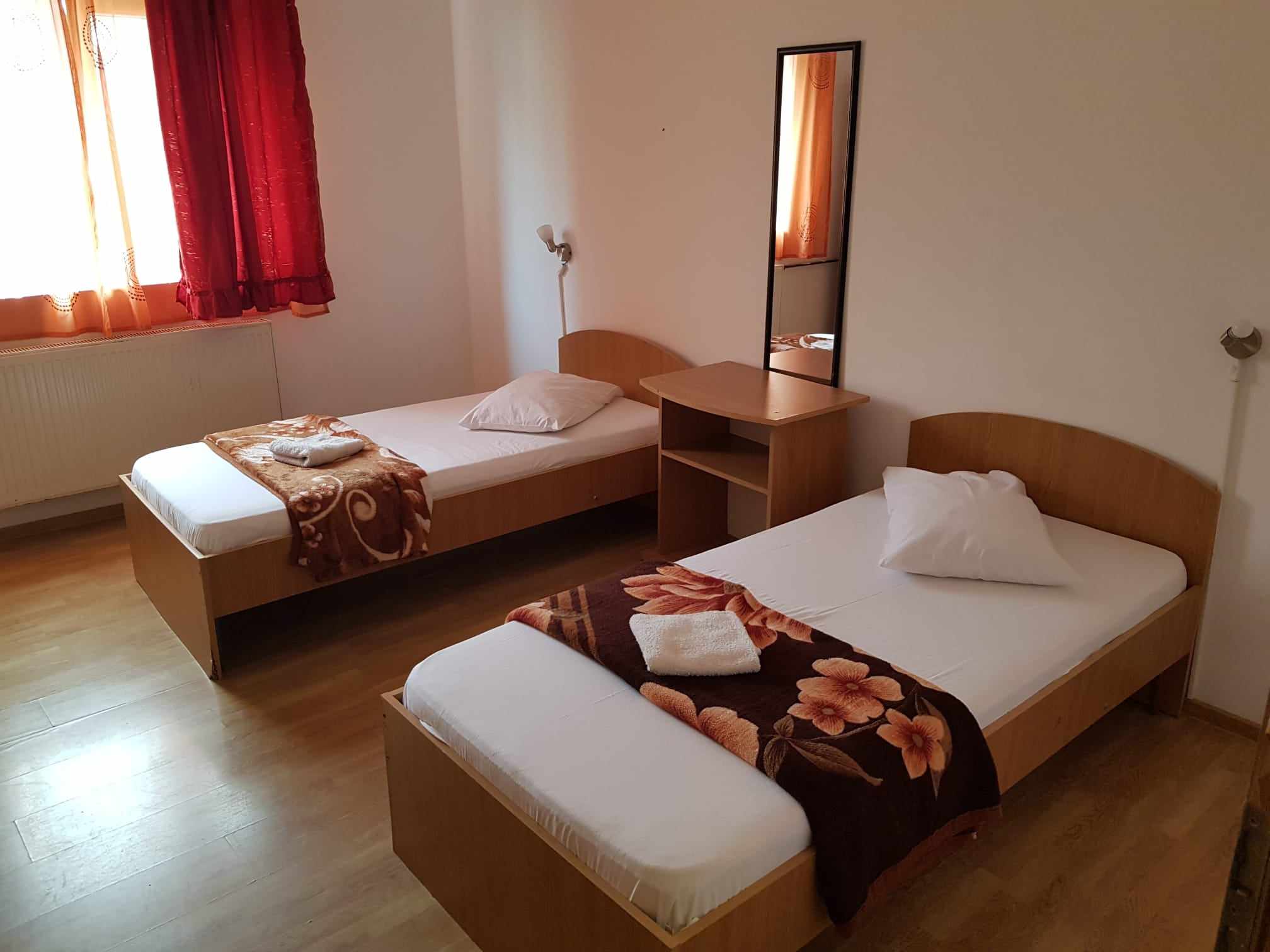 Cazare in Baile Felix - HOSTEL MOARA  CU  NOROC - Arad