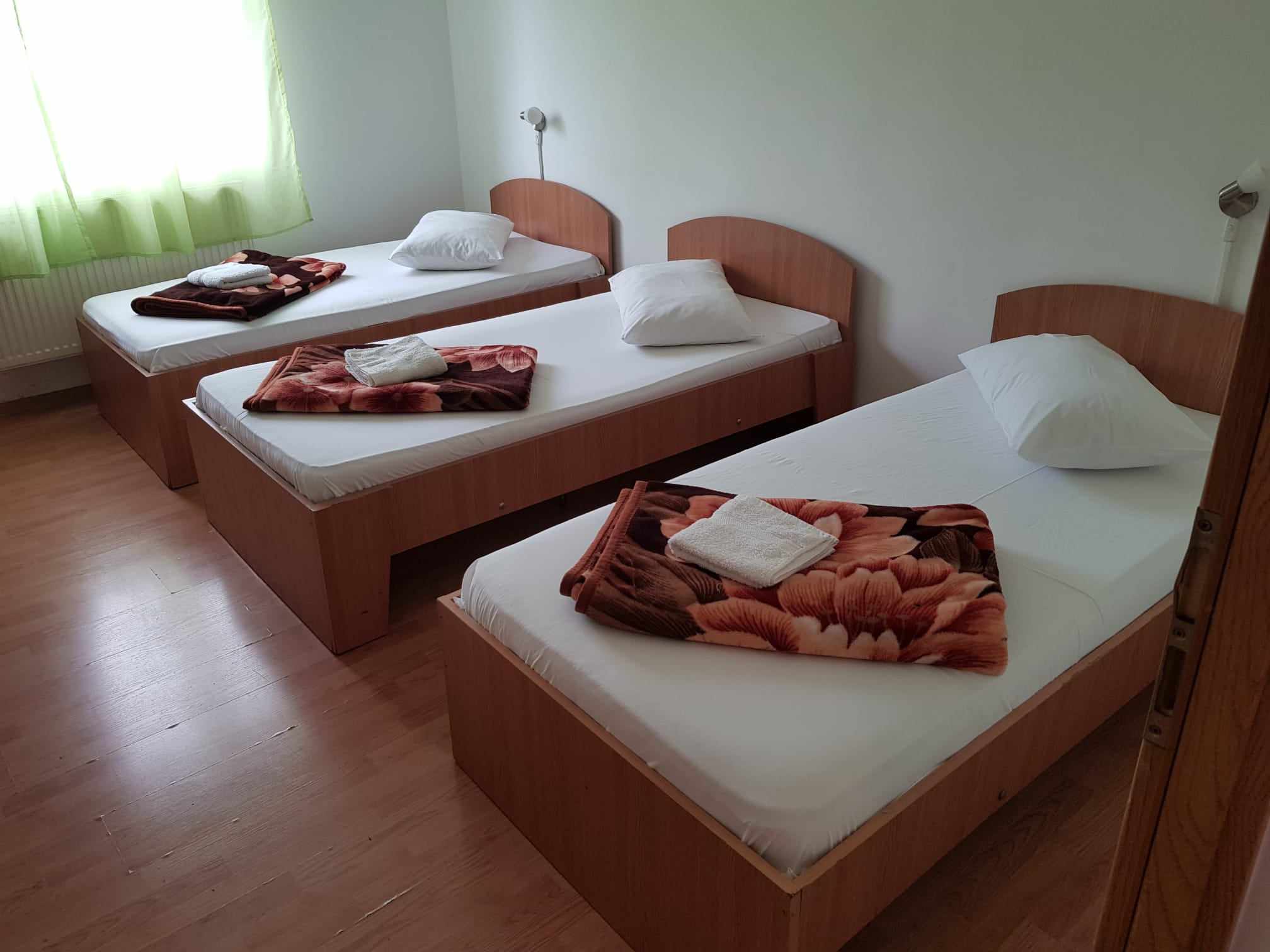 Cazare in Baile Felix - HOSTEL MOARA  CU  NOROC - Arad