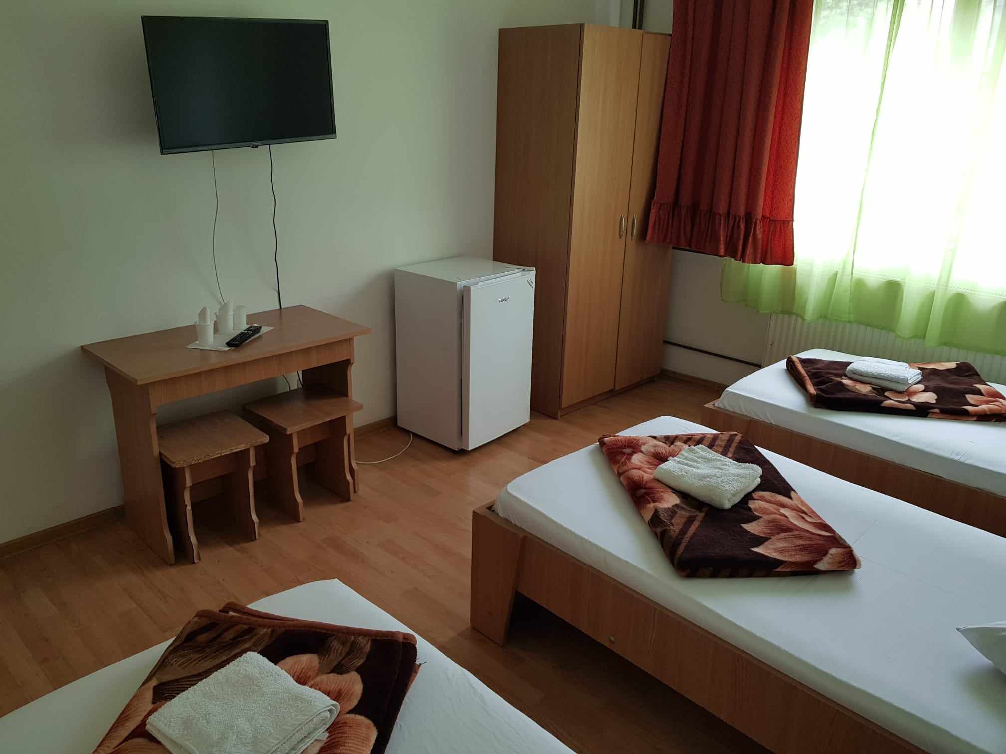 Cazare in Baile Felix - HOSTEL MOARA  CU  NOROC - Arad