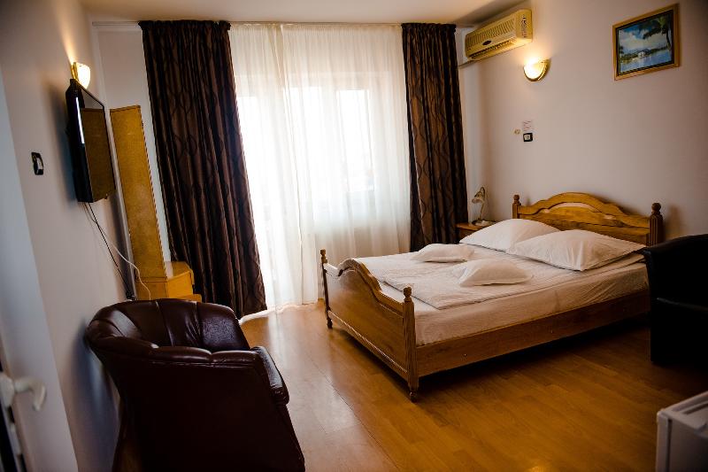 Cazare in Baile Felix - PENSIUNEA ROUA - Arad