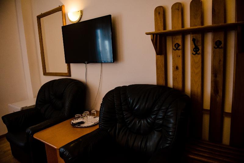 Cazare in Baile Felix - PENSIUNEA ROUA - Arad