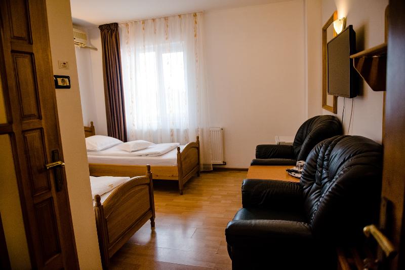 Cazare in Baile Felix - PENSIUNEA ROUA - Arad