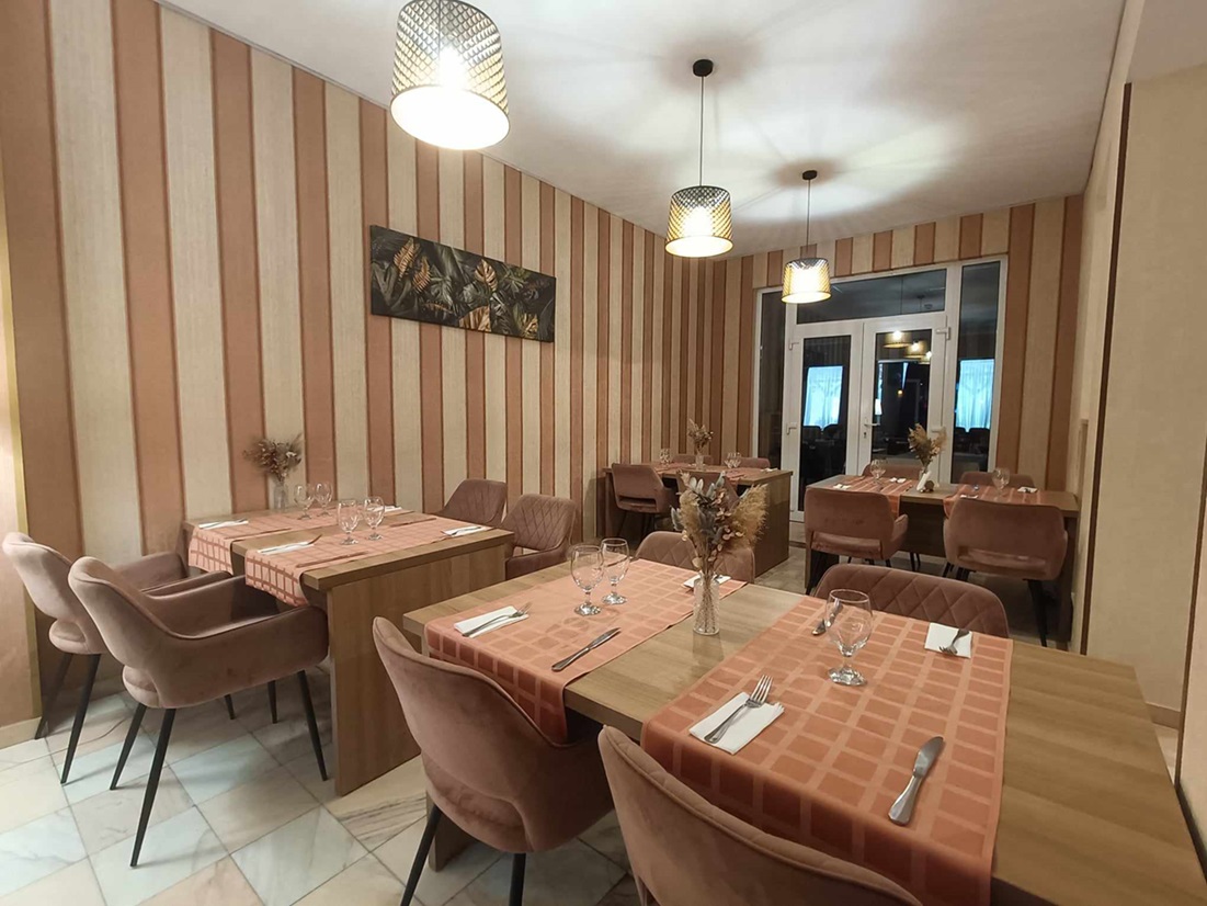 Cazare in Baile Felix - HOTEL PARC MONEASA - Statiunea Moneasa