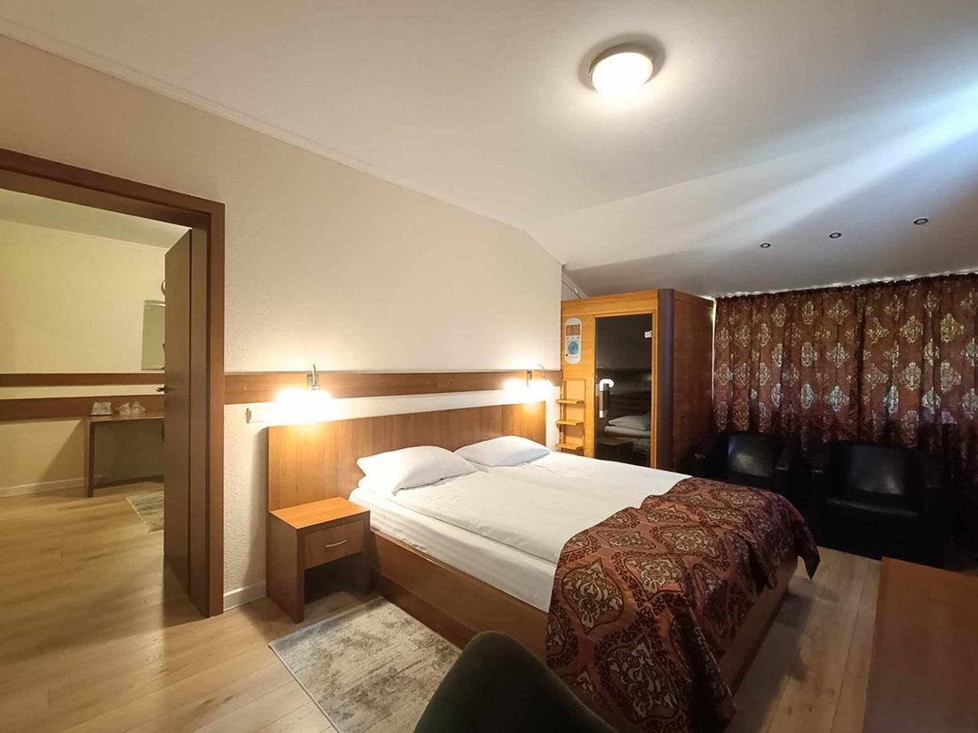 Cazare in Baile Felix - HOTEL PARC MONEASA - Statiunea Moneasa