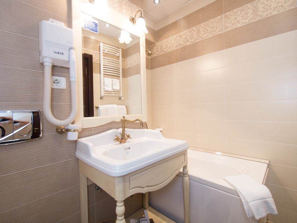 Cazare in Baile Felix - BEST WESTERN CENTRAL HOTEL - Arad