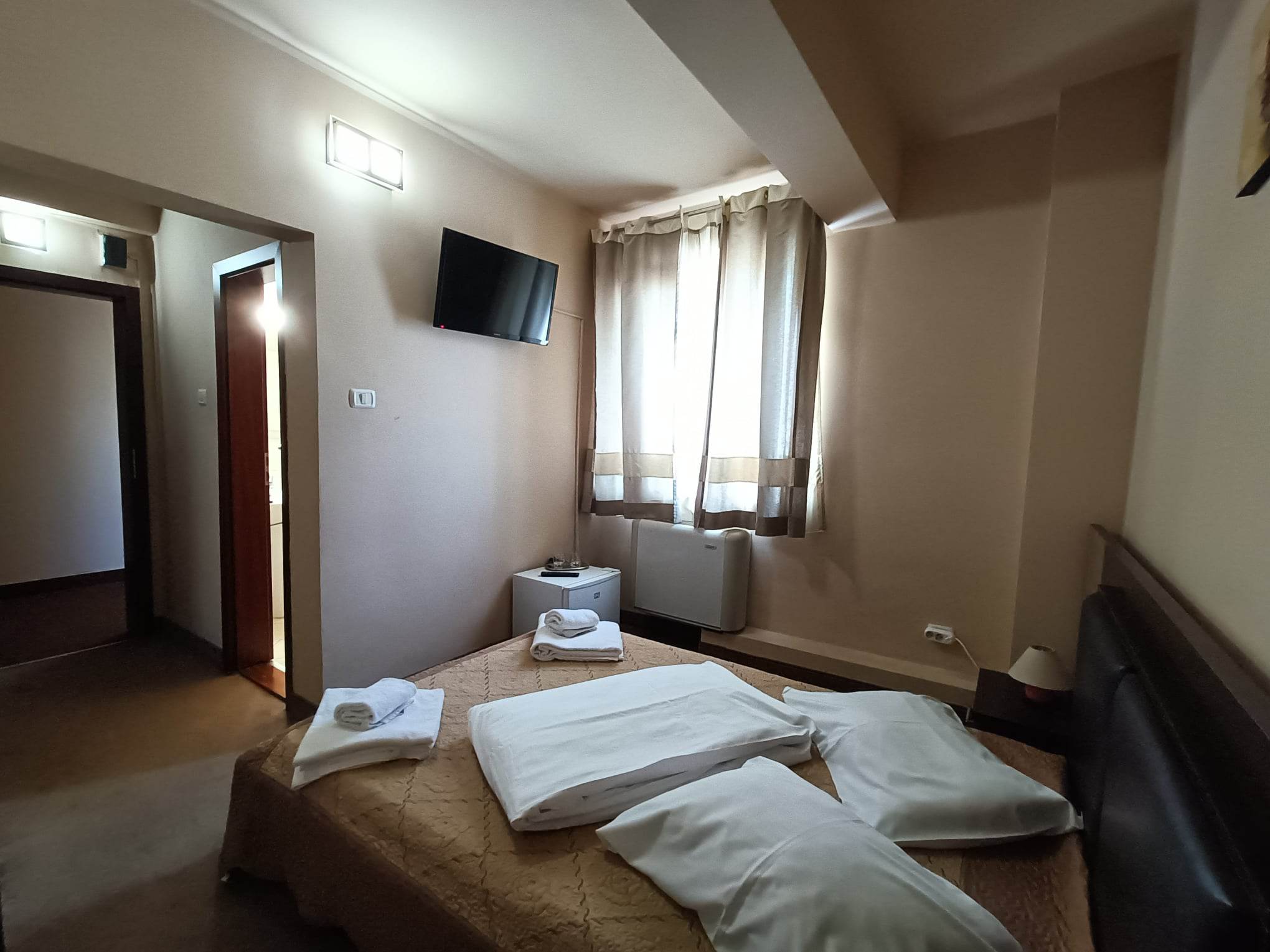 Cazare in Baile Felix - HOTEL CENTRAL INEU - Ineu